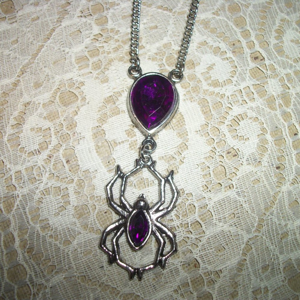 SPIDER NECKLACE FUN FALL PIECE SILVERTONE & PURPLE